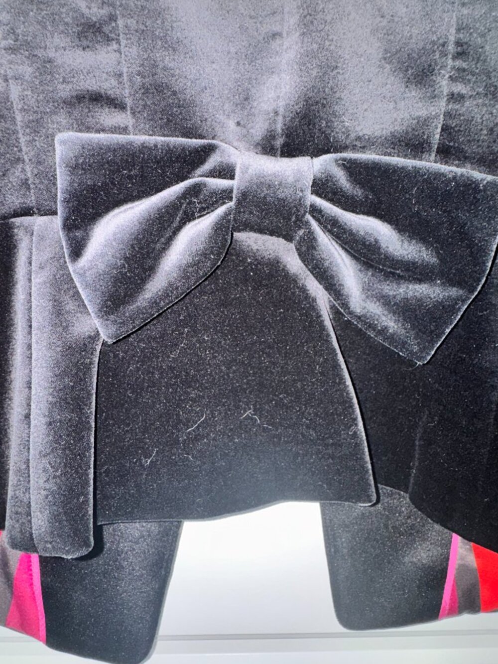 Banana Republic L'Wren Scott Velvet Blazer Jacket Black Bow Back Size 8 - Picture 7 of 7